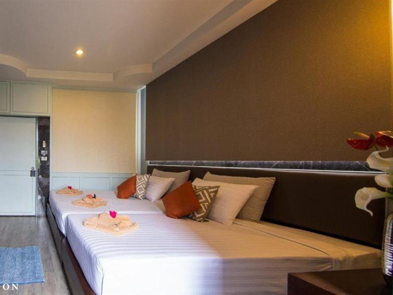 Blue Lagoon Hotel Chiang Rai Exterior photo